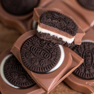 MILKA  OREO SANDWICH