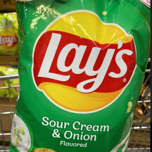Lays Onion and Cream 150g